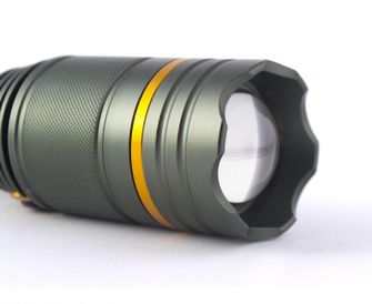 Akumulatorowa latarka wojskowa LED MX 520 z latarnią 19 cm